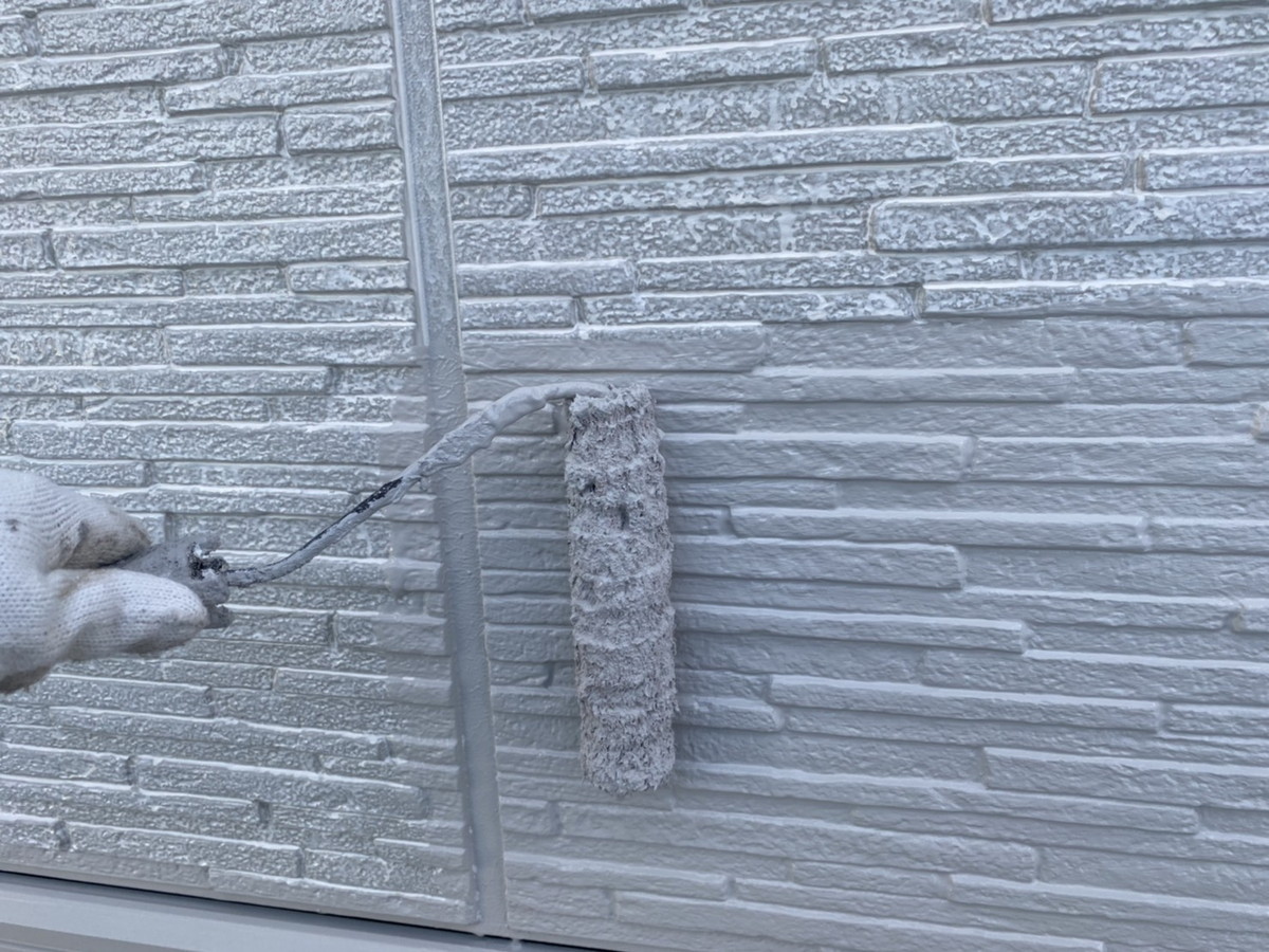 群馬県藤岡市でパーフェクトセラミックトップGで外壁の中塗り・上塗り