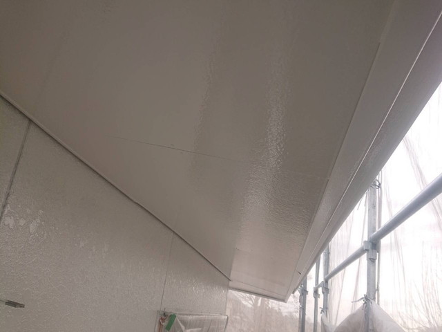 外壁塗装　付帯部塗装　軒天井