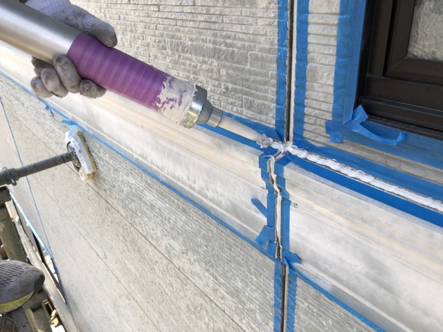 高崎市　外壁塗装　高圧洗浄　コーキング