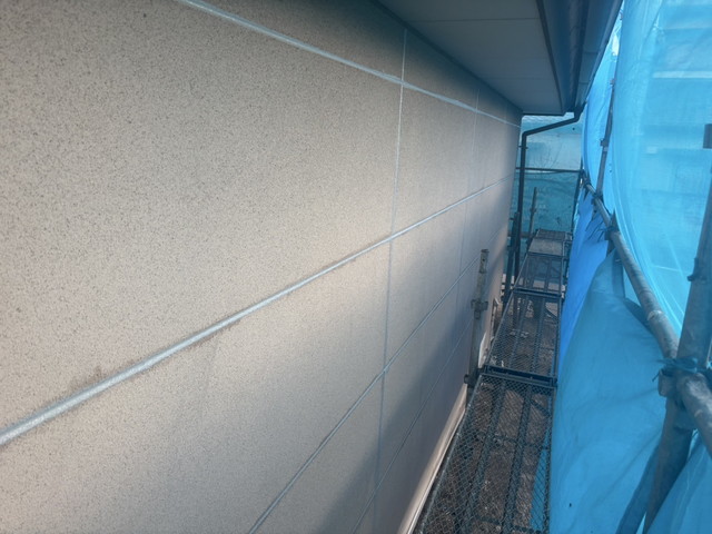シーリング充填作業
