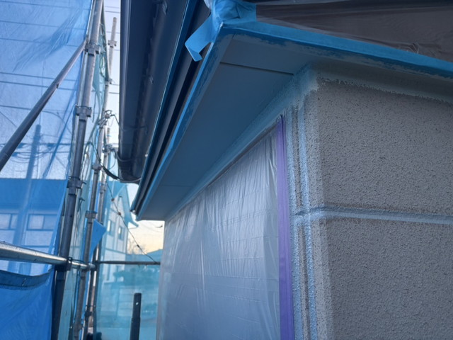 軒天井塗装作業