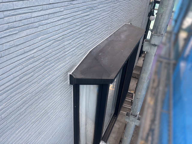 シーリング充填作業